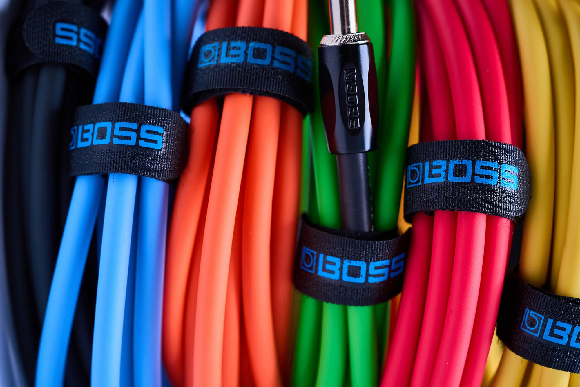Boss BIC-10A-GN Instrument Cable, 10ft/3m, Angled/Straight 1/4" Jack, Green - Image 8