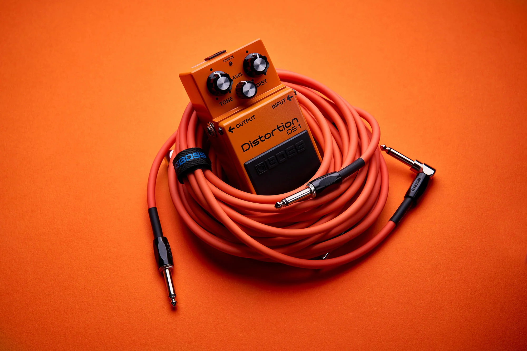 Boss BIC-10A-OR Instrument Cable, 10ft/3m, Angled/Straight 1/4" Jack, Orange - Image 3