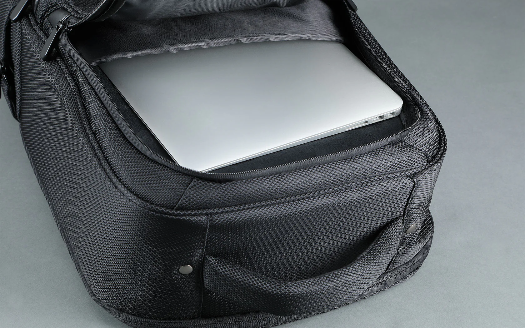 BOSS CB-BU10 Utility Bag - Image 10