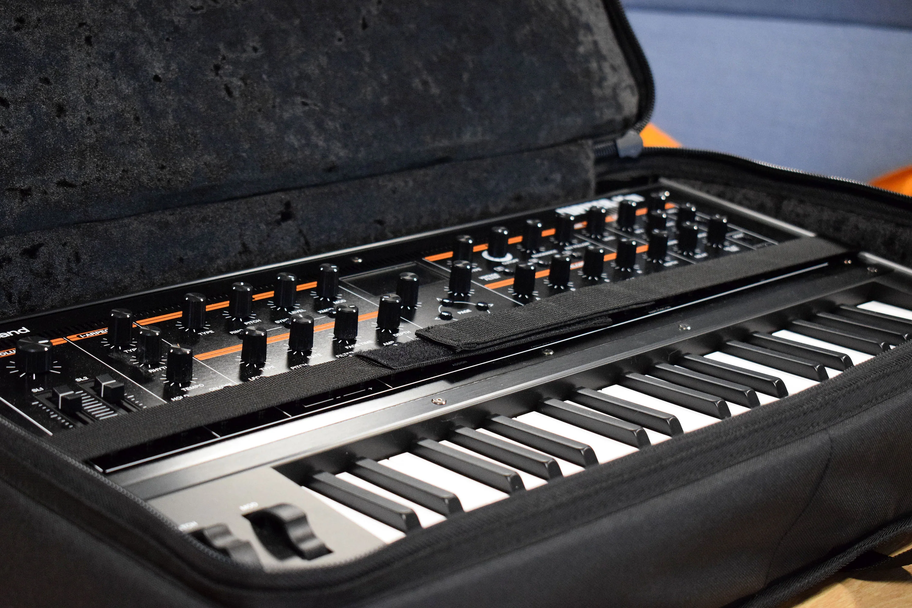 Roland CB-JUXM Keyboard Bag For JUPITER-Xm - Image 3