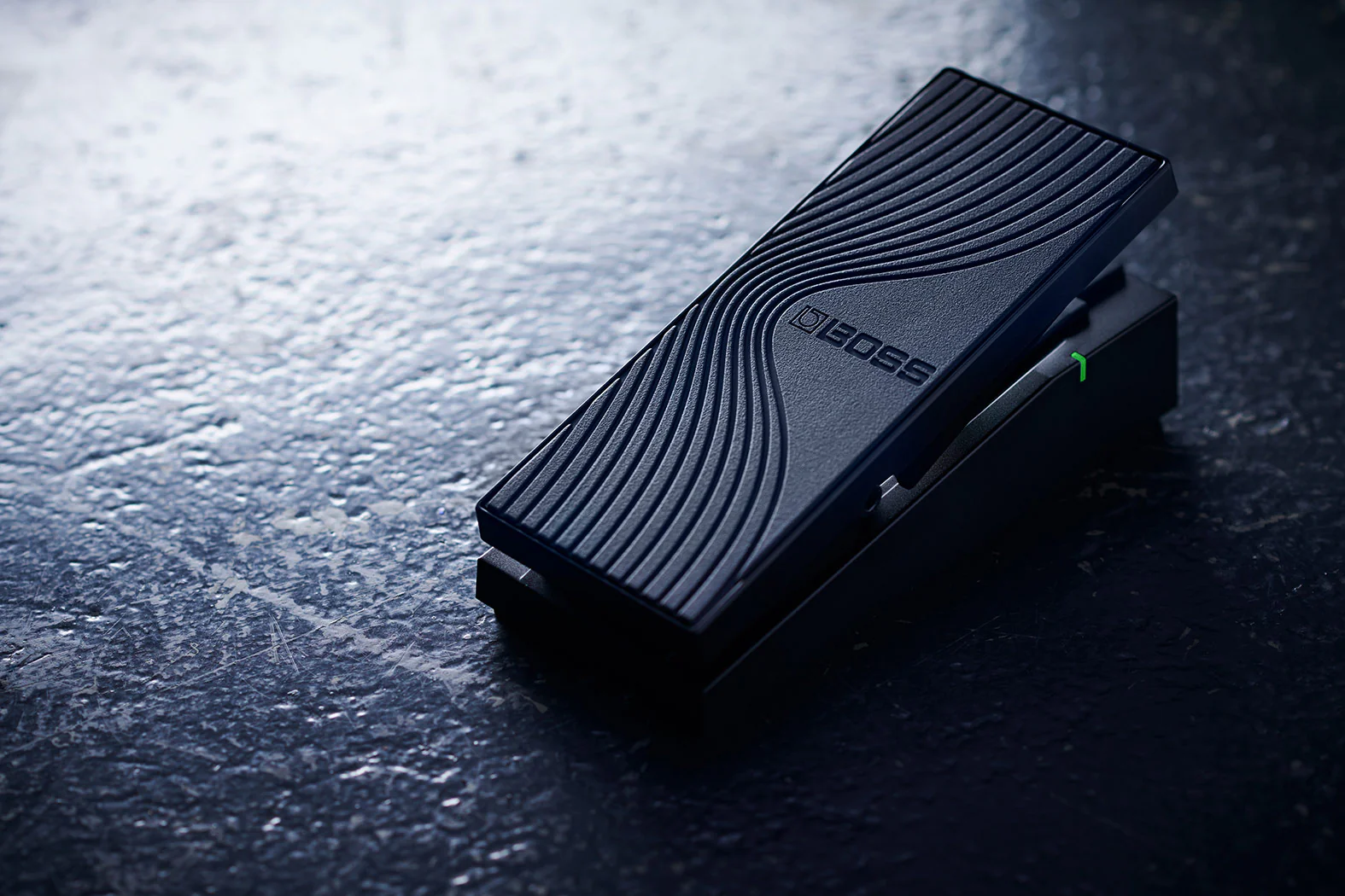 BOSS EV-1-WL Multi Function MIDI Expression Pedal - Image 7