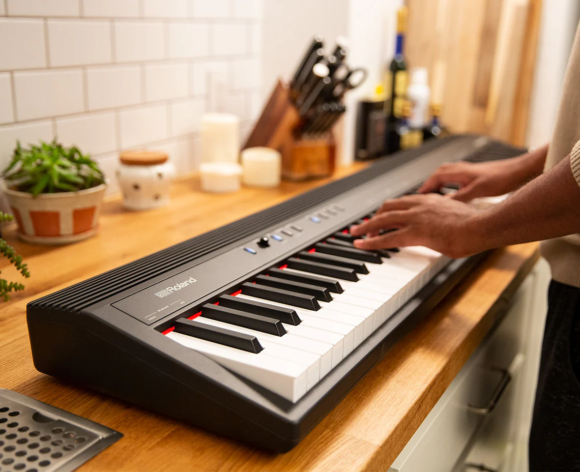 Roland GO:PIANO Go:Piano 61-note Keyboard - Image 2