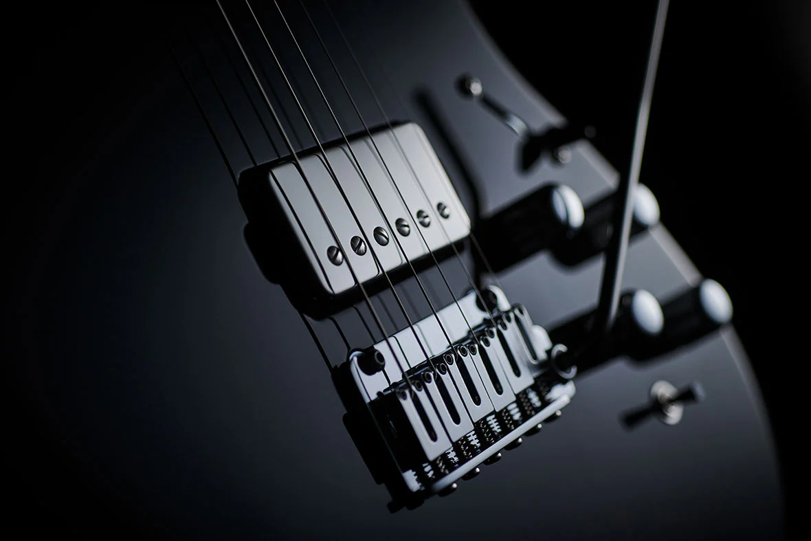 BOSS GS-1 Boss Guitar with Built in Synthesizer, made in Japan - Image 5