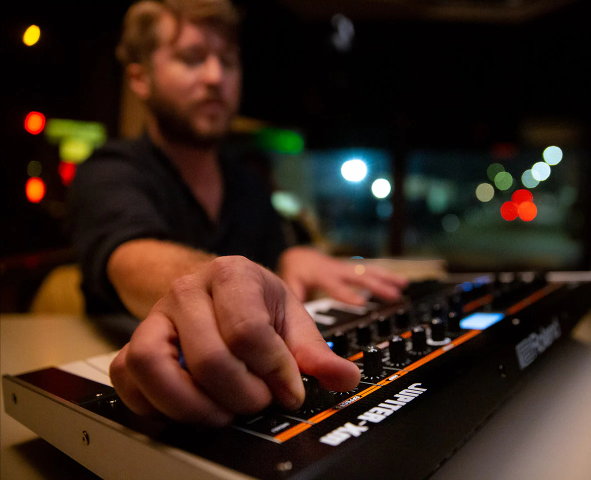 Roland JUPITER-Xm Keyboard Synthesizer - Image 11