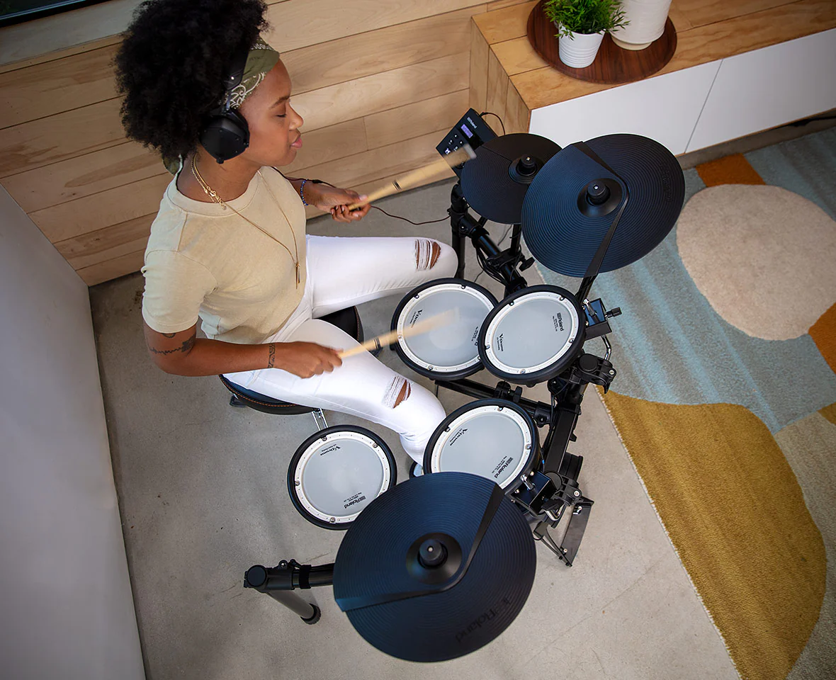 Roland TD-07KV Drum Kit with Hardware & Accessories - Image 2