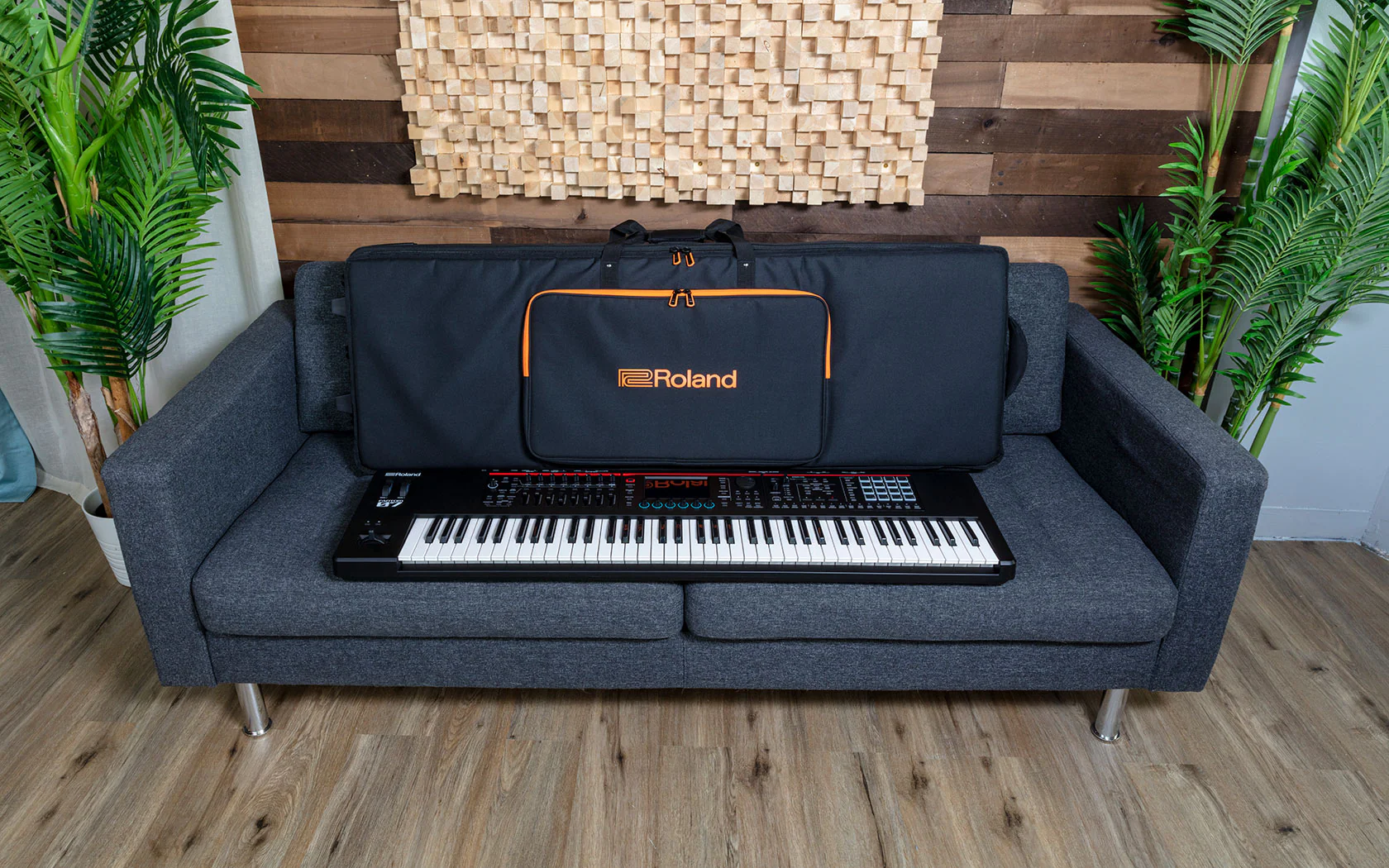 Roland SC-G76W3 76-Key Keyboard Soft Case with Wheels - Image 2
