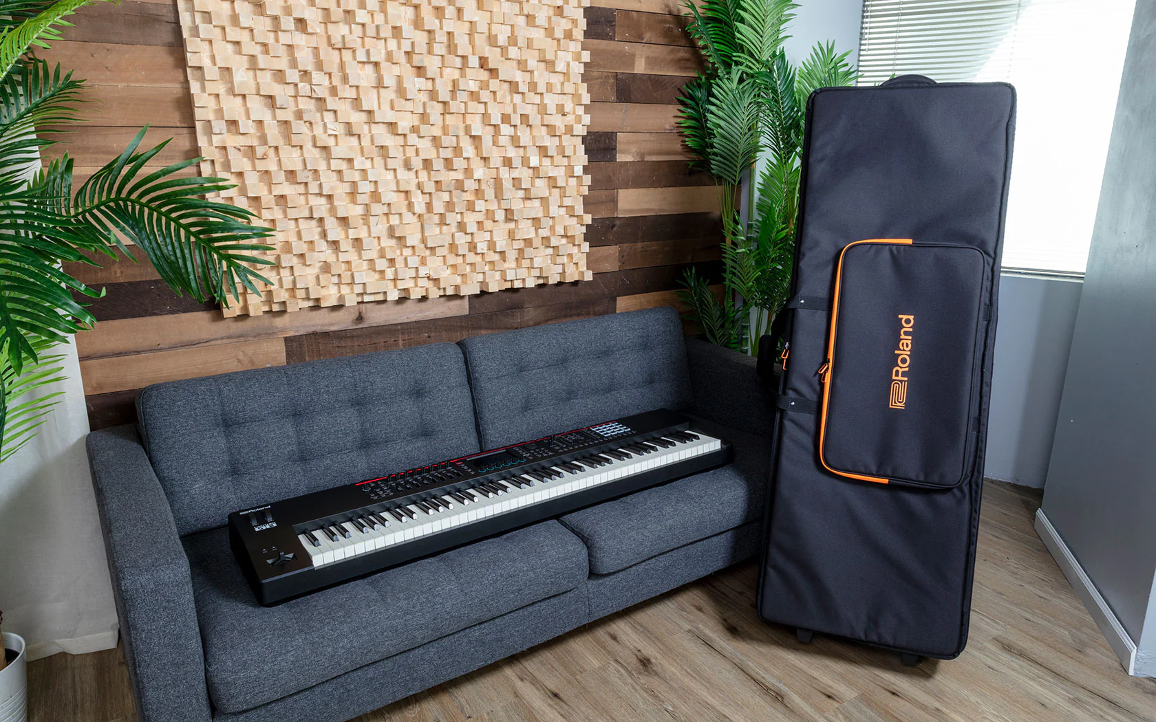 Roland SC-G88W3 88-Key Keyboard Soft Case with Wheels - Image 5