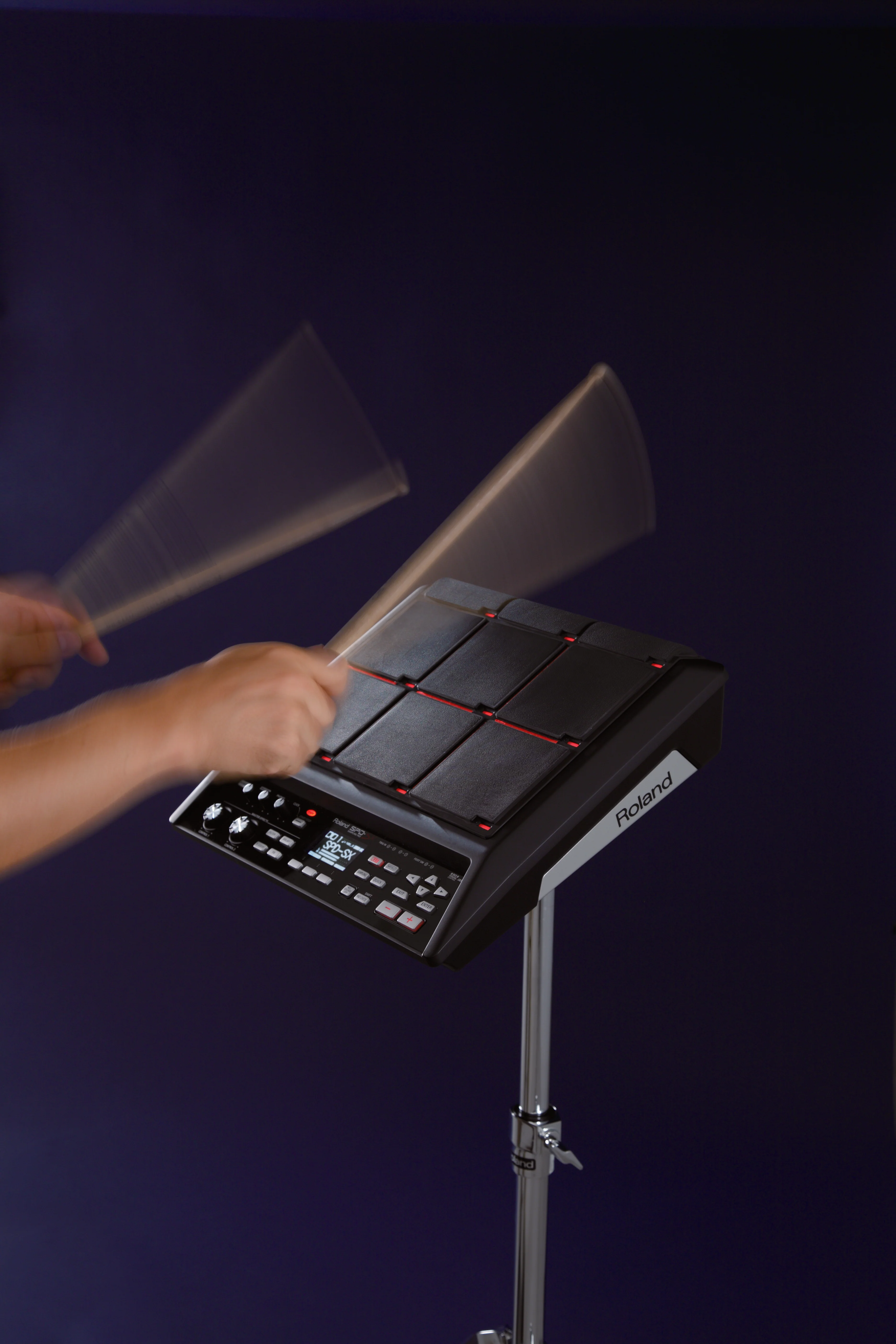 Roland SPD-SX Sample Pad, 16Gb Internal Memory and 9 In-Built Pads - Image 7