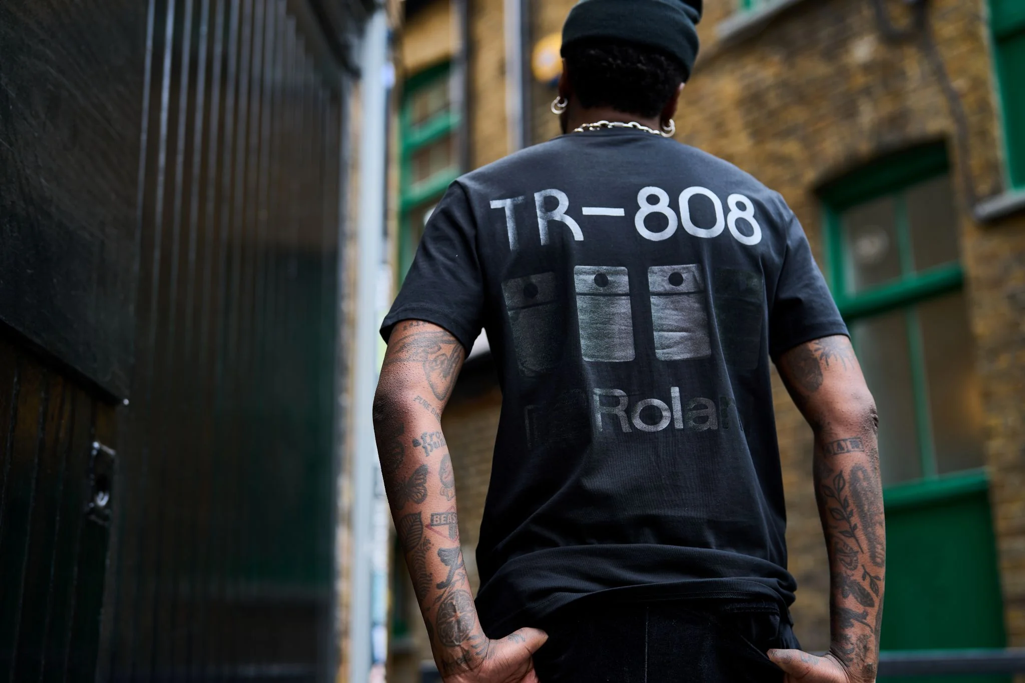 Roland 808 T-shirt Black on Black T-shirt 2025 - Image 5