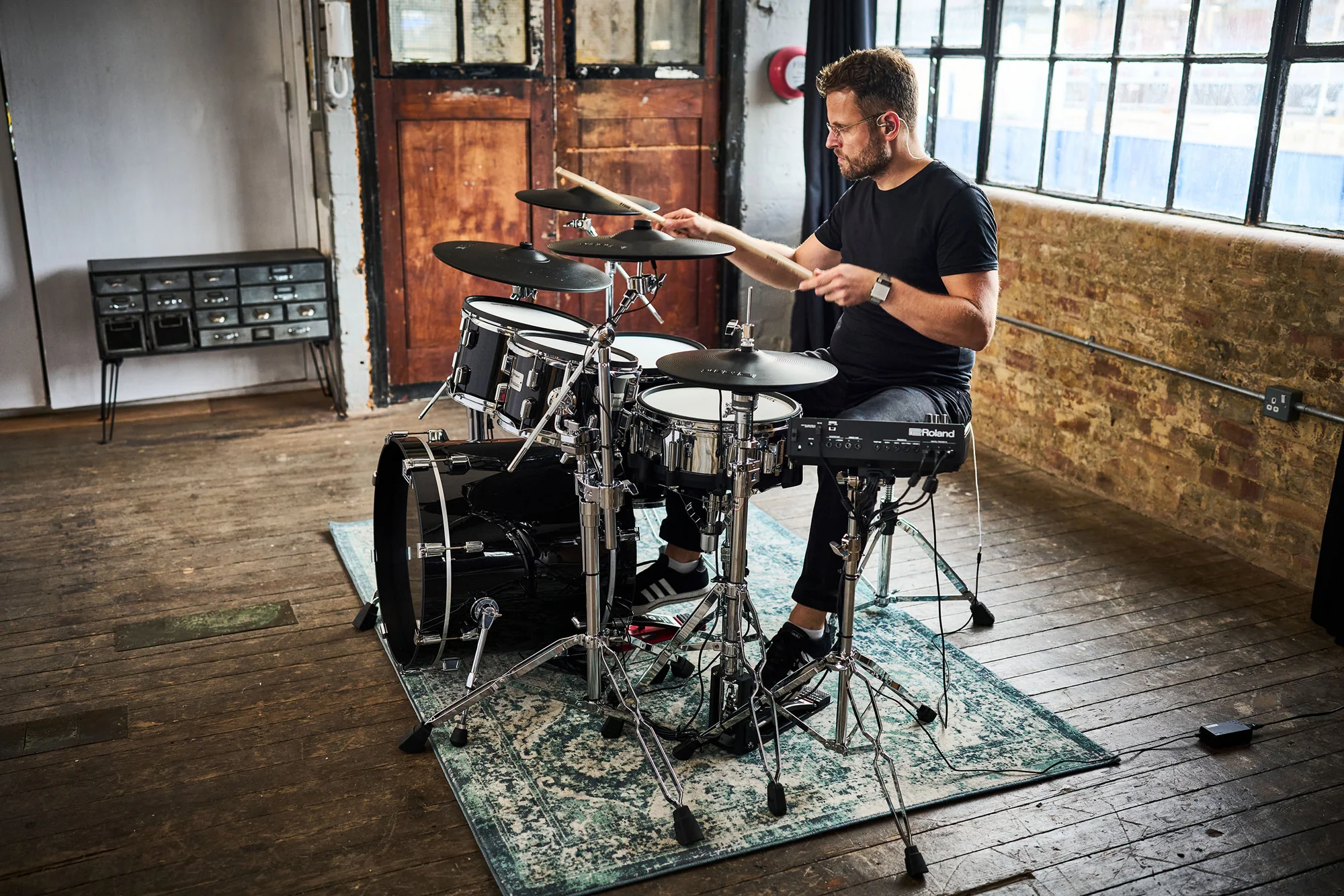 Roland VAD516 V-Drums Acoustic Design Digital Drum Kit, exc. Accessories - Image 10